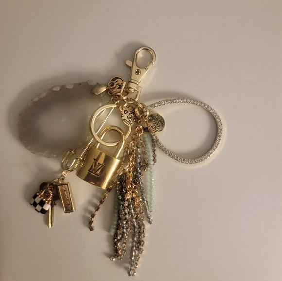 Louis Vuitton Lock & key - Picture 3 of 17